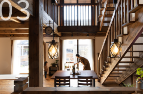 開放的な吹き抜け