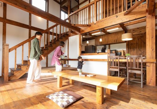 木の家で迎える秋｜衣替えのいらない、心地よい住まい