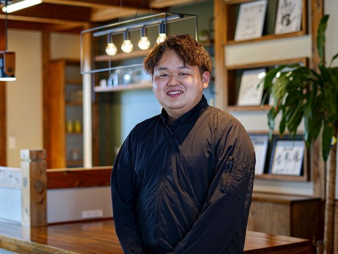 石村　昂大